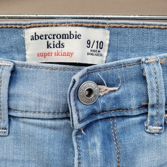 Abercrombie Kids Super Skinny Jeans - Picture 3 of 3